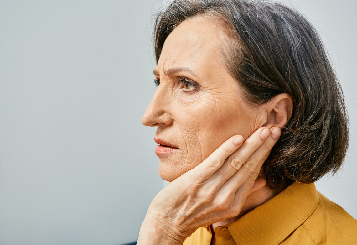 For Women, Painkiller Use May Lead to Hearing Loss